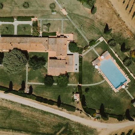 مزرعة للإقامة Via Della Stella Valiano