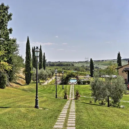 مزرعة للإقامة Via Della Stella *